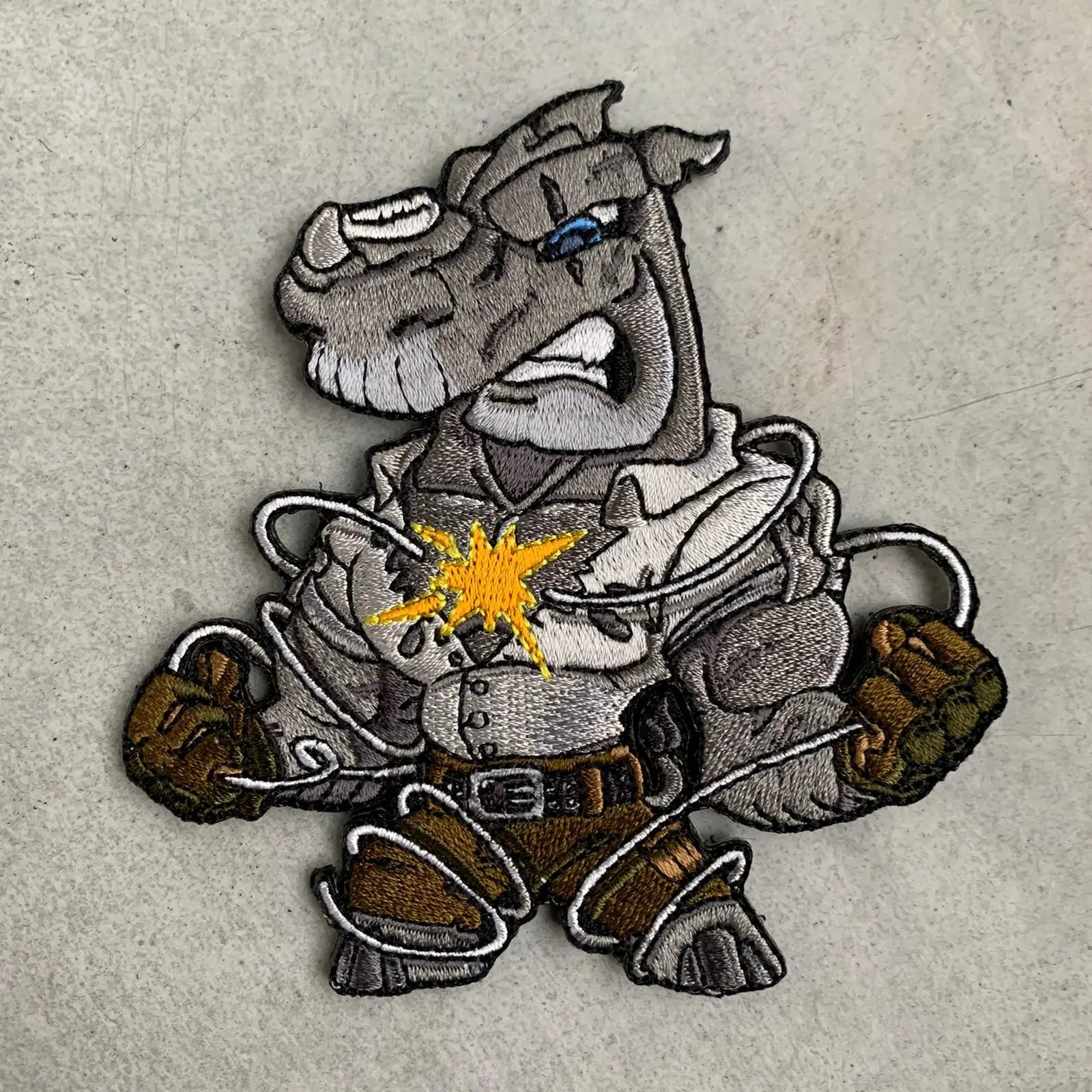 C.R.O.W. RHINO PATCHLAB.DE