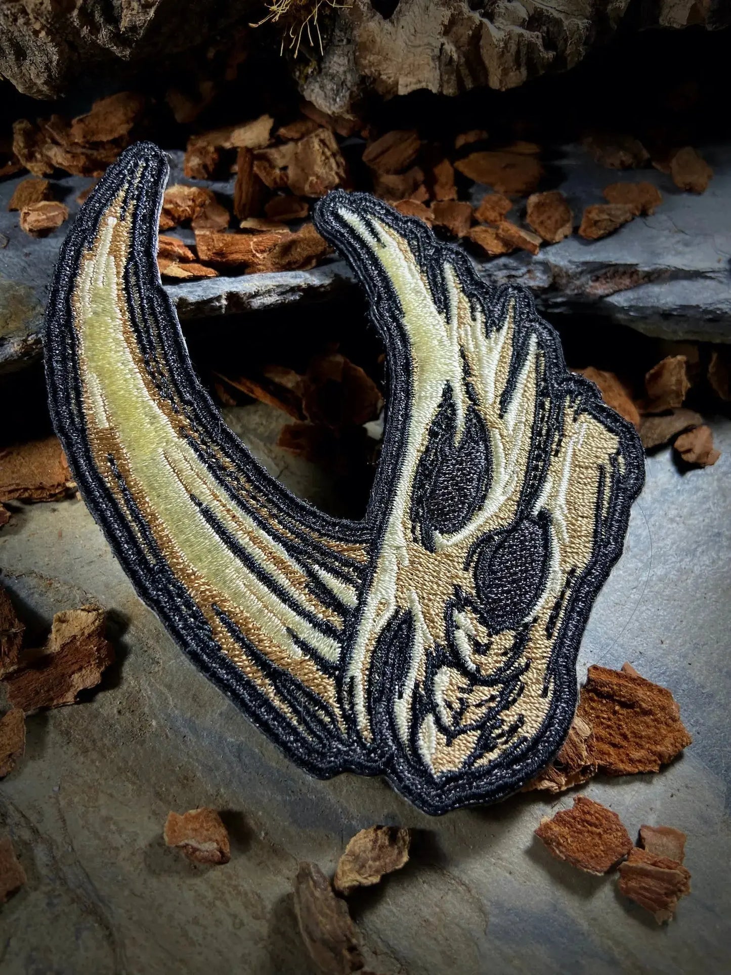 Mudhorn Bones #2 PATCHLAB.DE